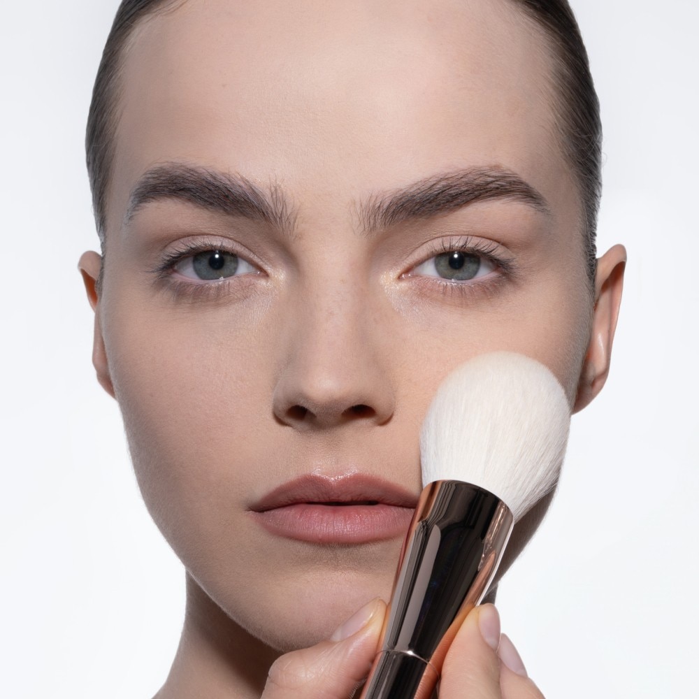 HY-GLAM POWDER BRUSH (BROCHA PARA POLVO)